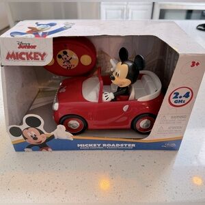 NWT Mickey Roaster Remote Control Car